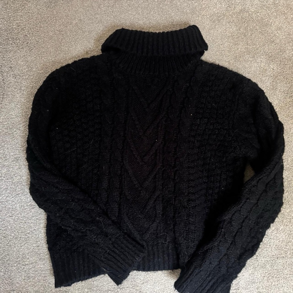 Francesca's Collections Black Turtleneck Sweater